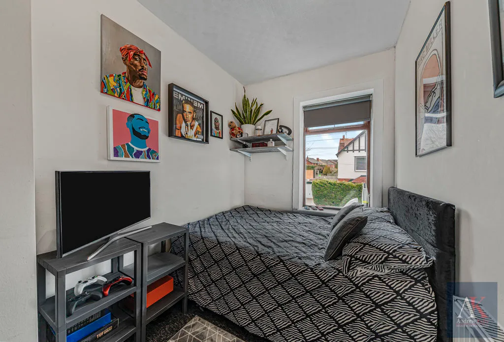 Weston Avenue, Rochdale OL16 4PW, photo 11
