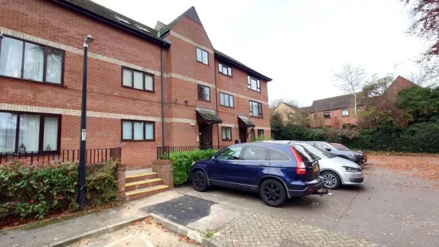 1 bed flat to rent — Out Risbygate, Bury St Edmunds, Suffolk, IP33 3RD