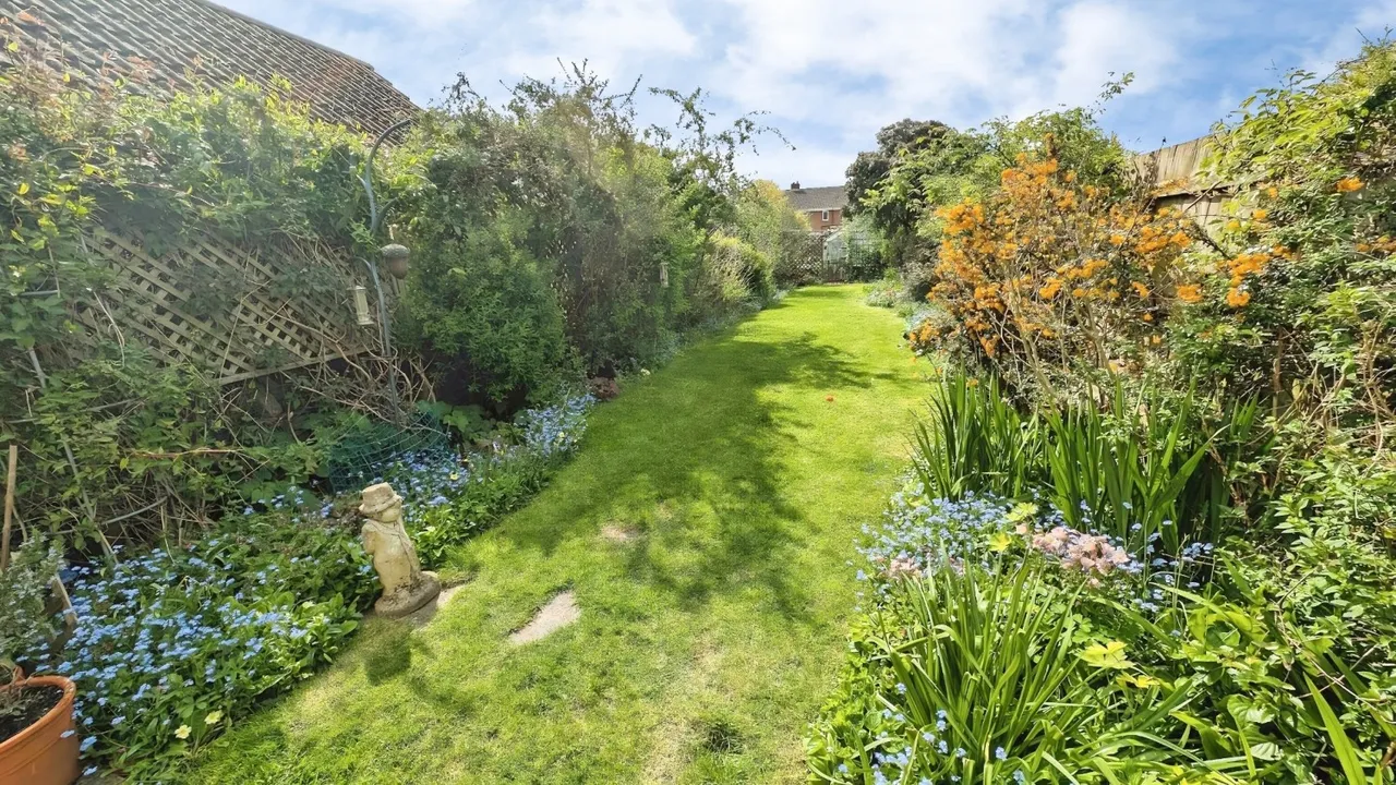 Station Road, Yate, BS37, photo 14