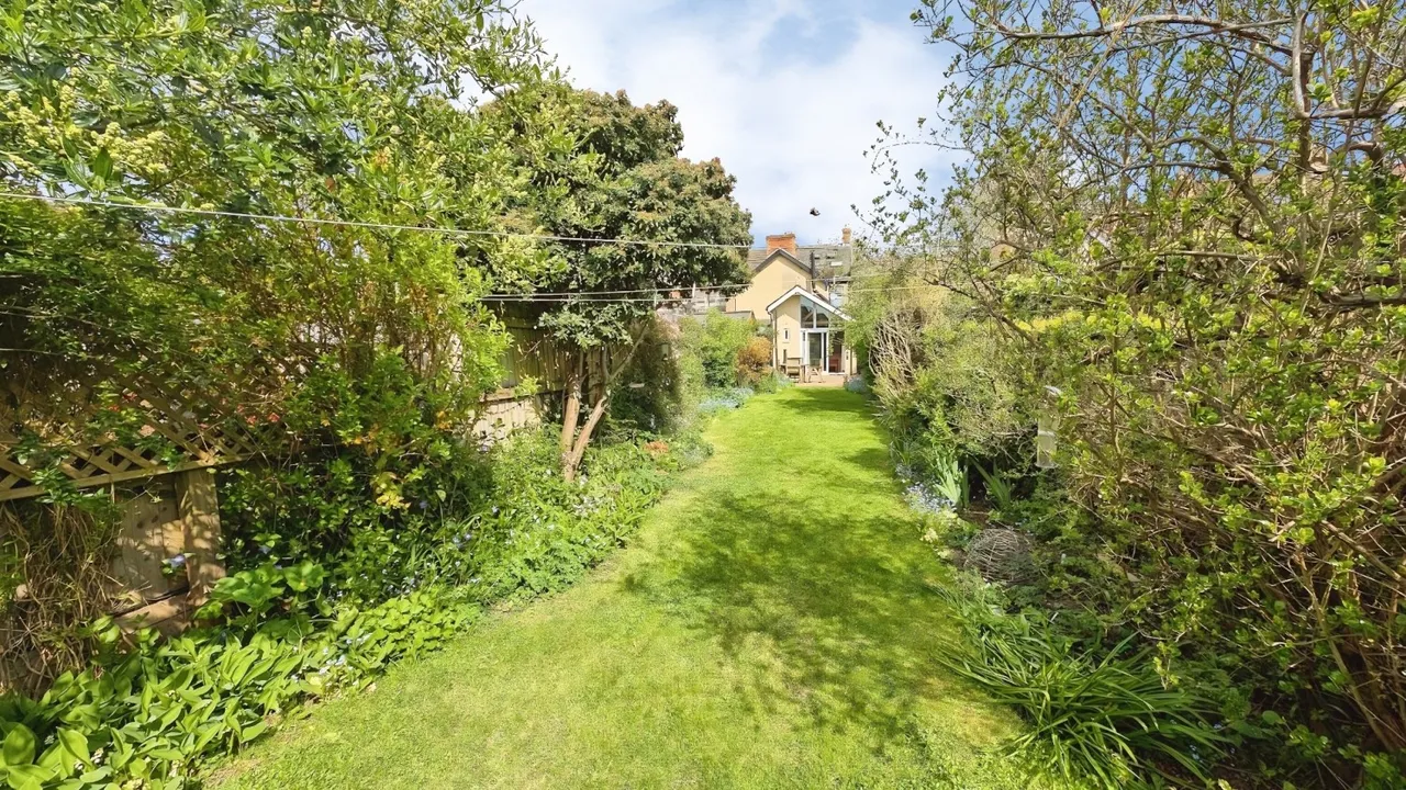 Station Road, Yate, BS37, photo 17