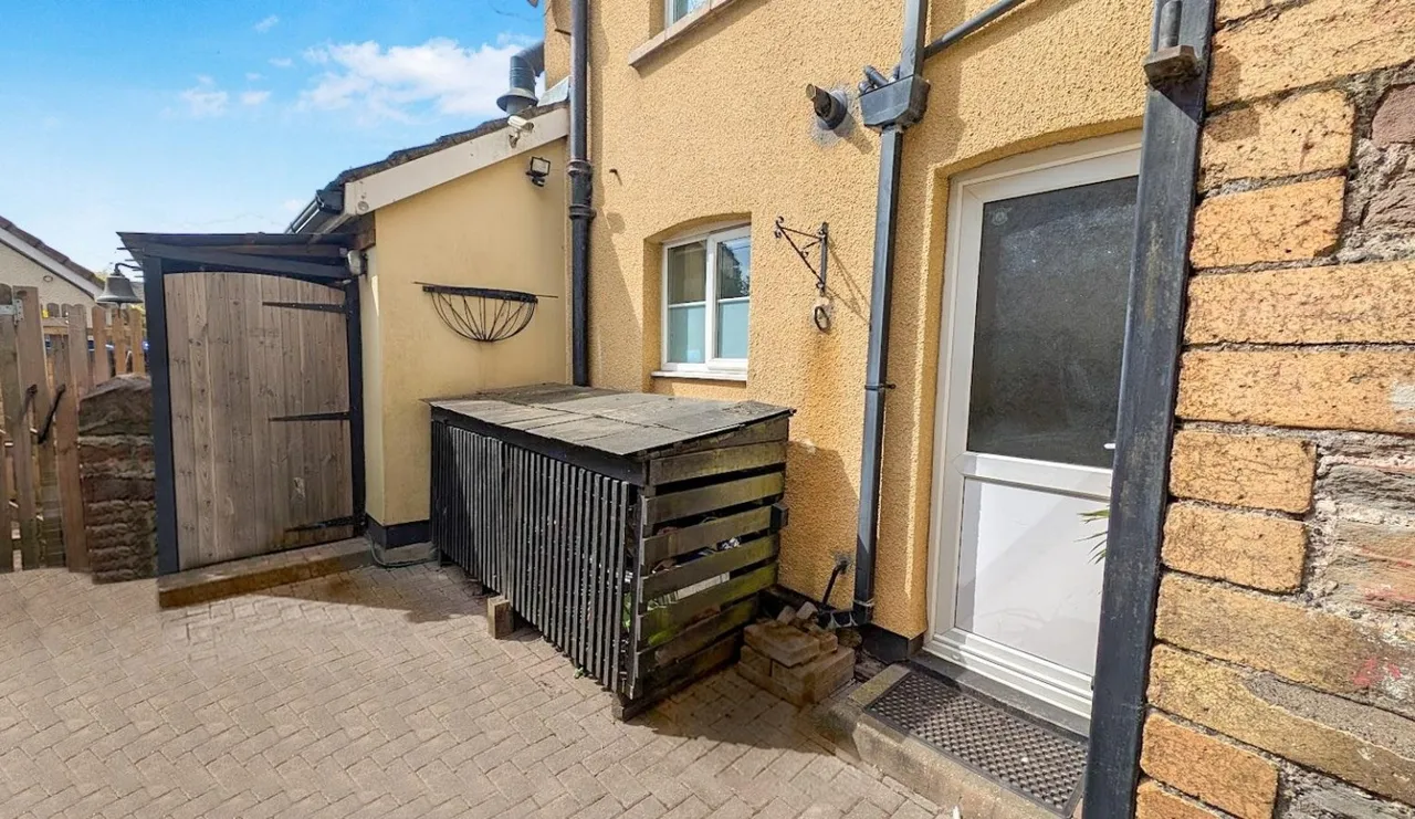 Station Road, Yate, BS37, photo 25