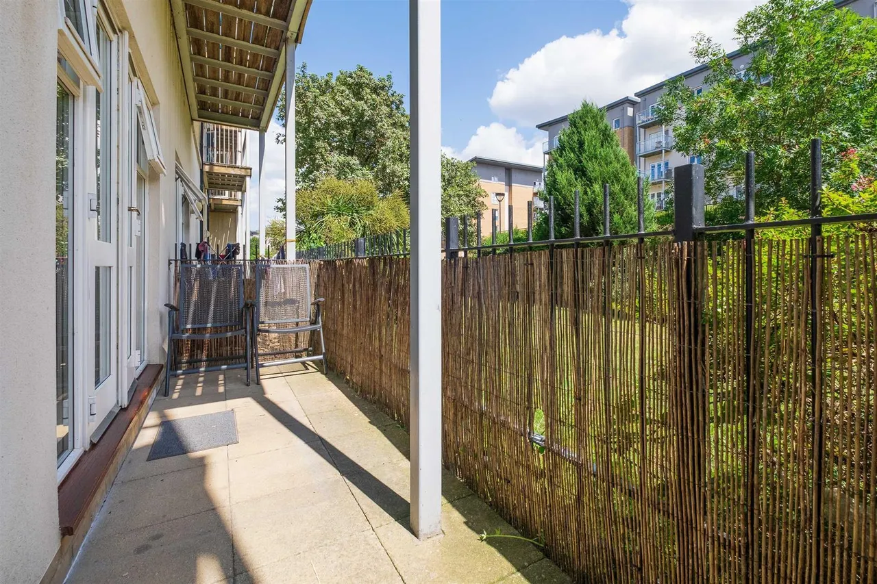 Park Lodge Avenue, West Drayton, UB7, photo 10