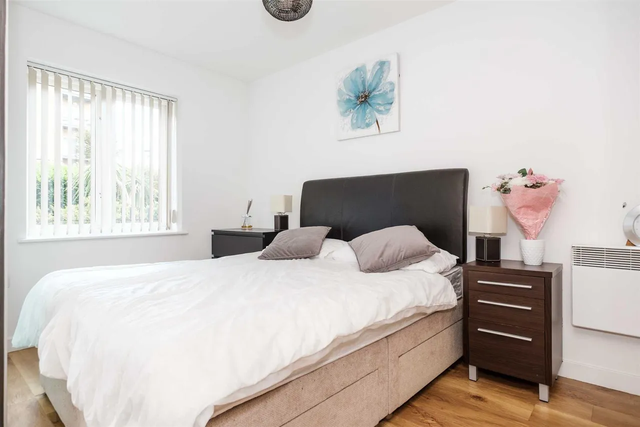 Park Lodge Avenue, West Drayton, UB7, photo 6