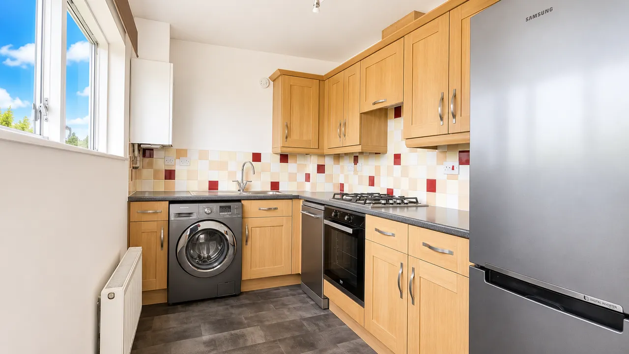 Sotherby Drive, Cheltenham, GL51, photo 4