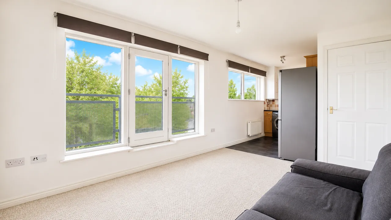 Sotherby Drive, Cheltenham, GL51, photo 2