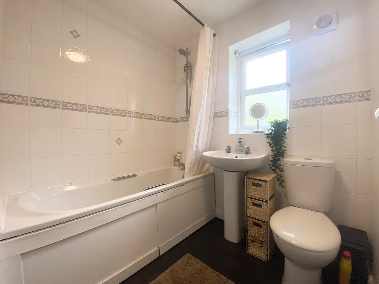 St. James Close, Leeds, LS12, photo 8