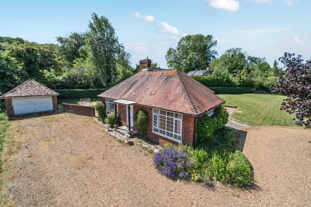 Gracious Street, Selborne, GU34, photo 5