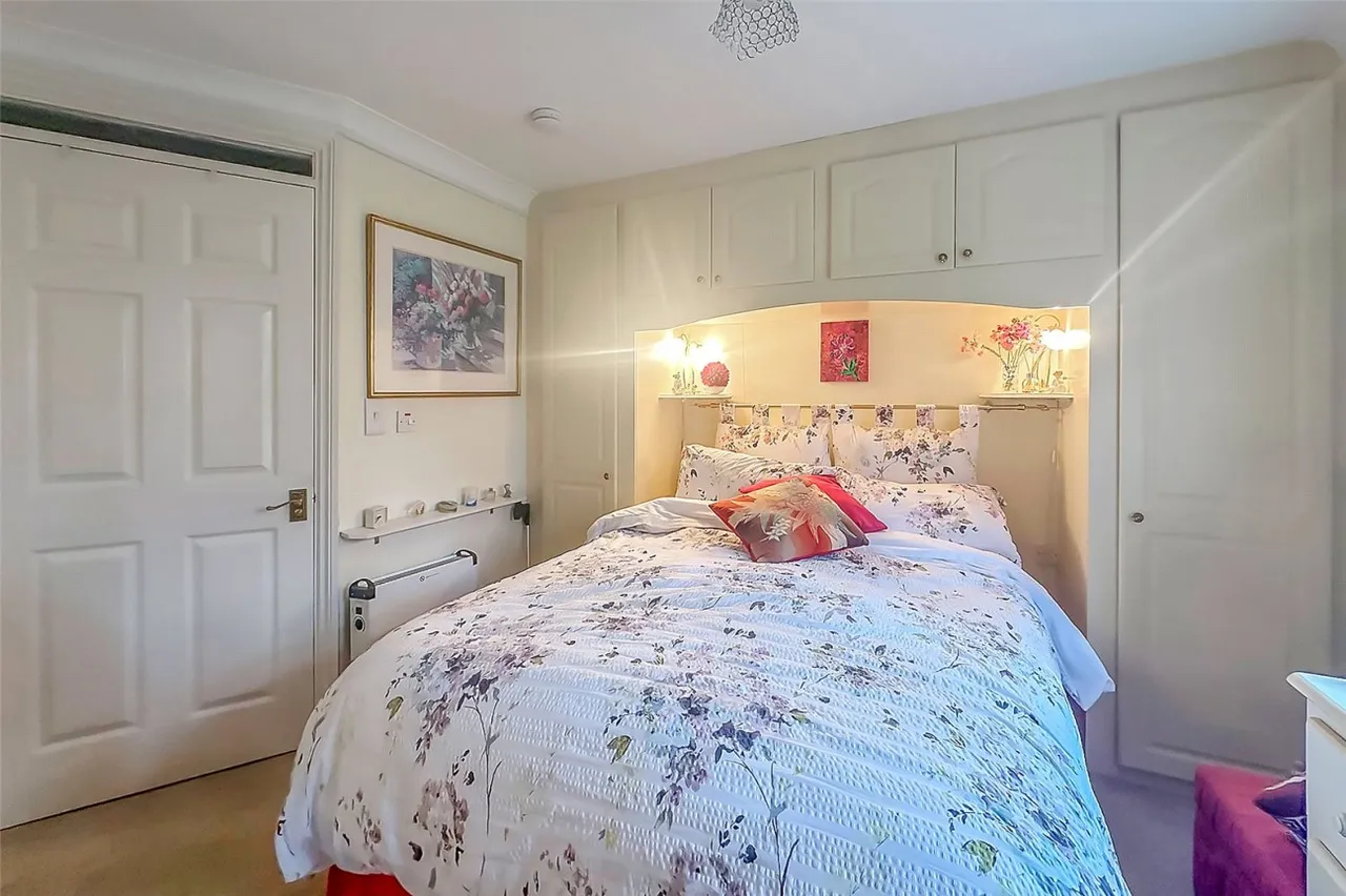 Angmering, BN16, photo 8