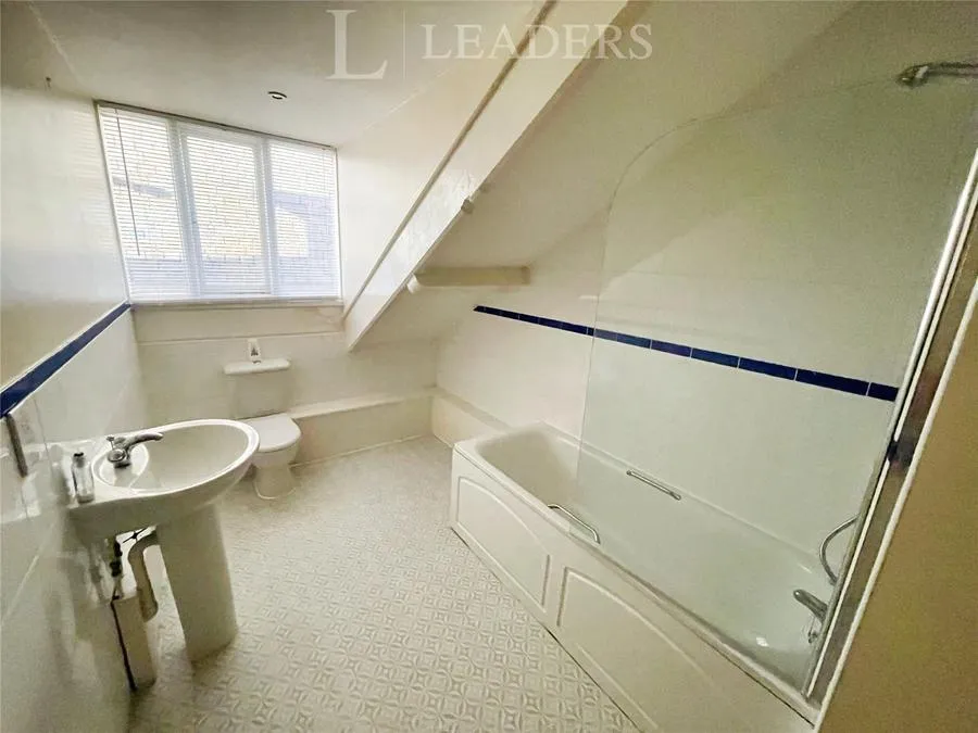 Northwick Avenue, Northwick, WR3, photo 13