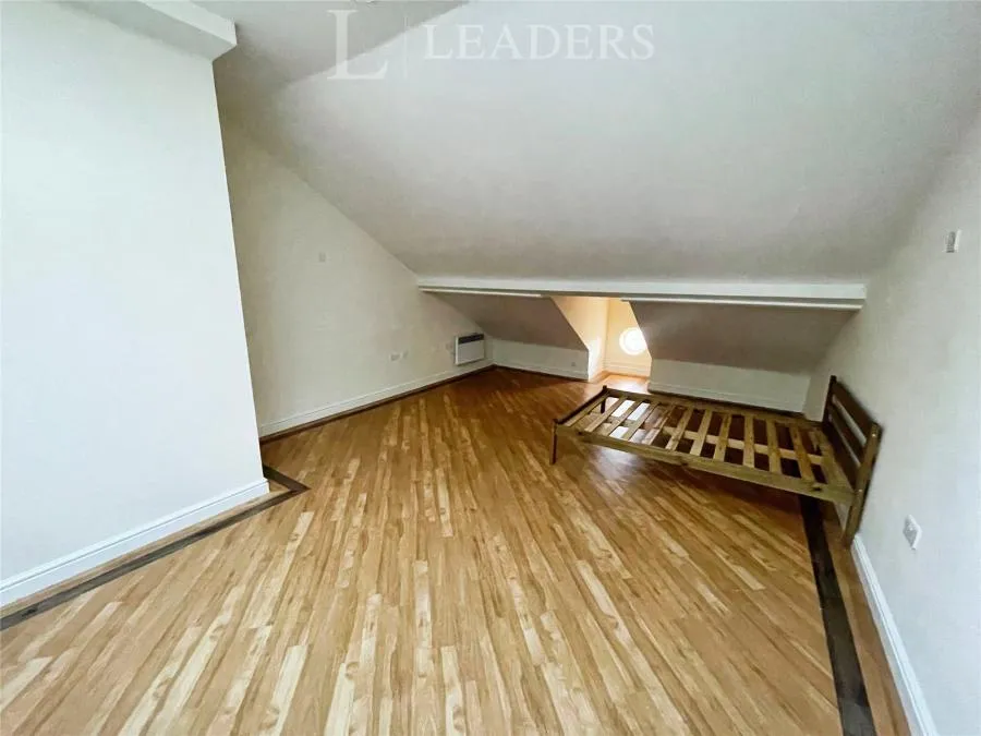Northwick Avenue, Northwick, WR3, photo 12