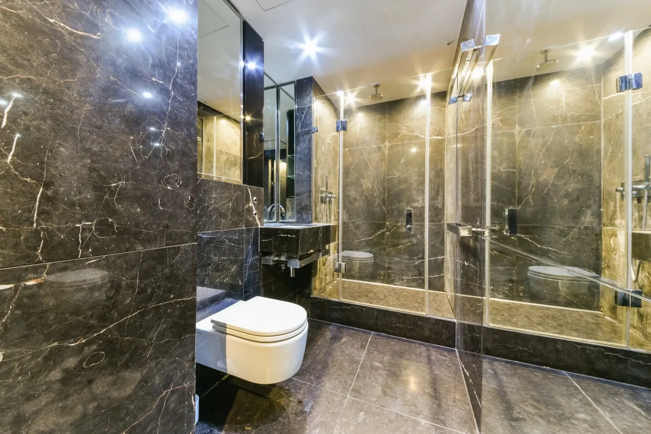 West Tower, 1 Pan Peninsula Square, Canary Wharf, London, E14, photo 5