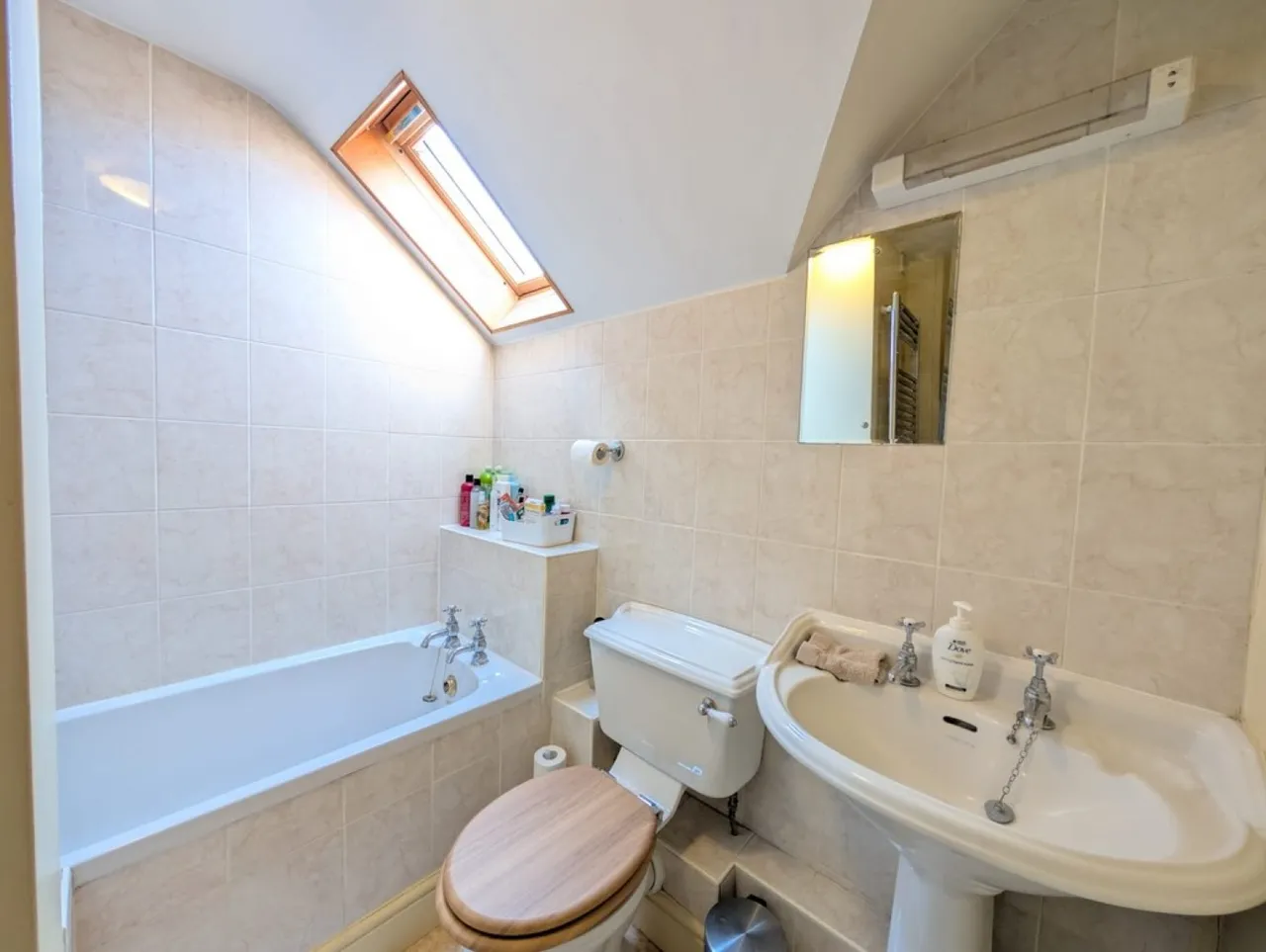 High Street, South Witham, NG33, photo 23