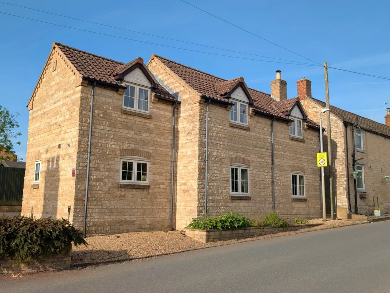 High Street, South Witham, NG33, photo 22