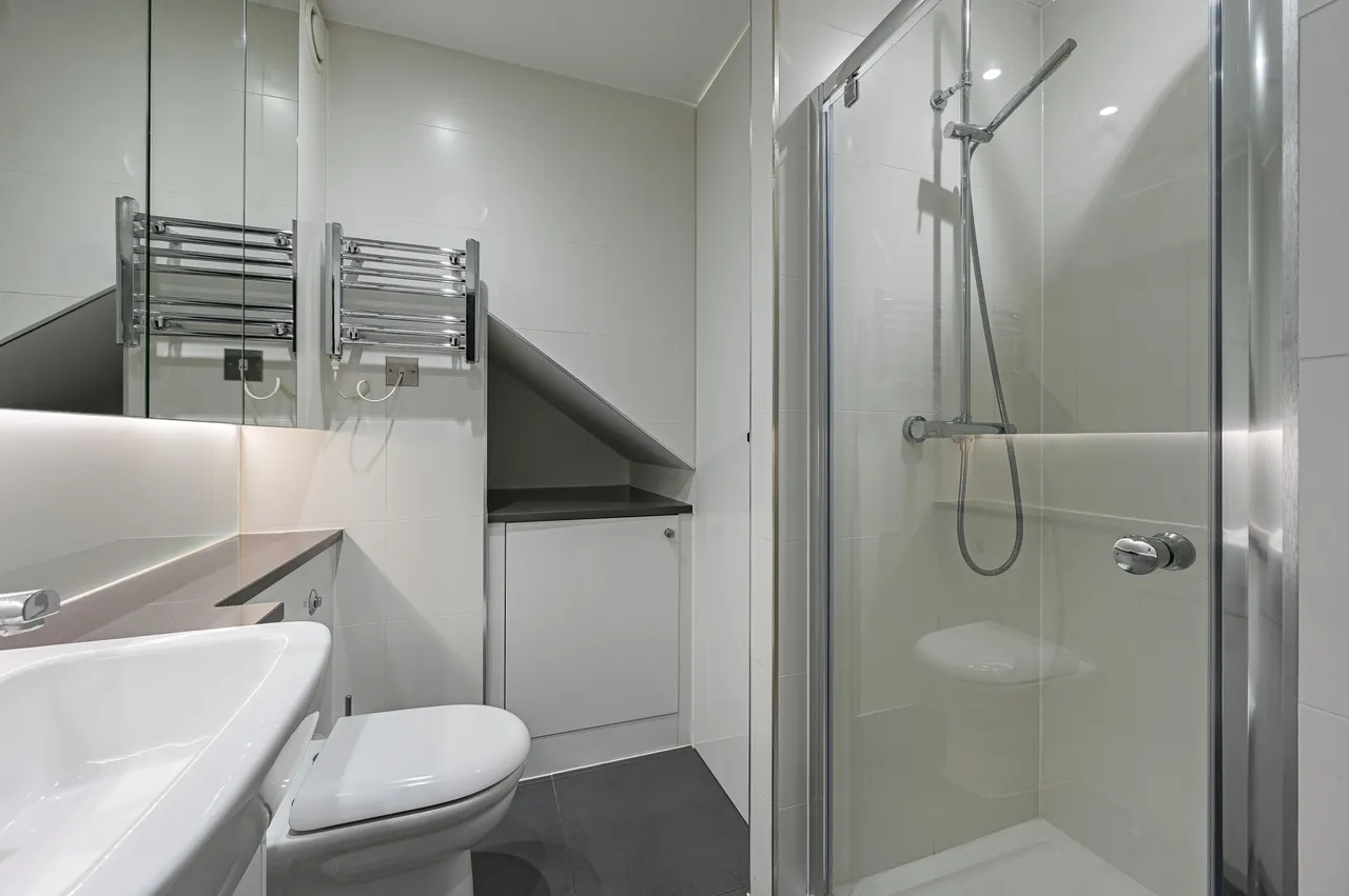 1 bed flat for sale, London, W6