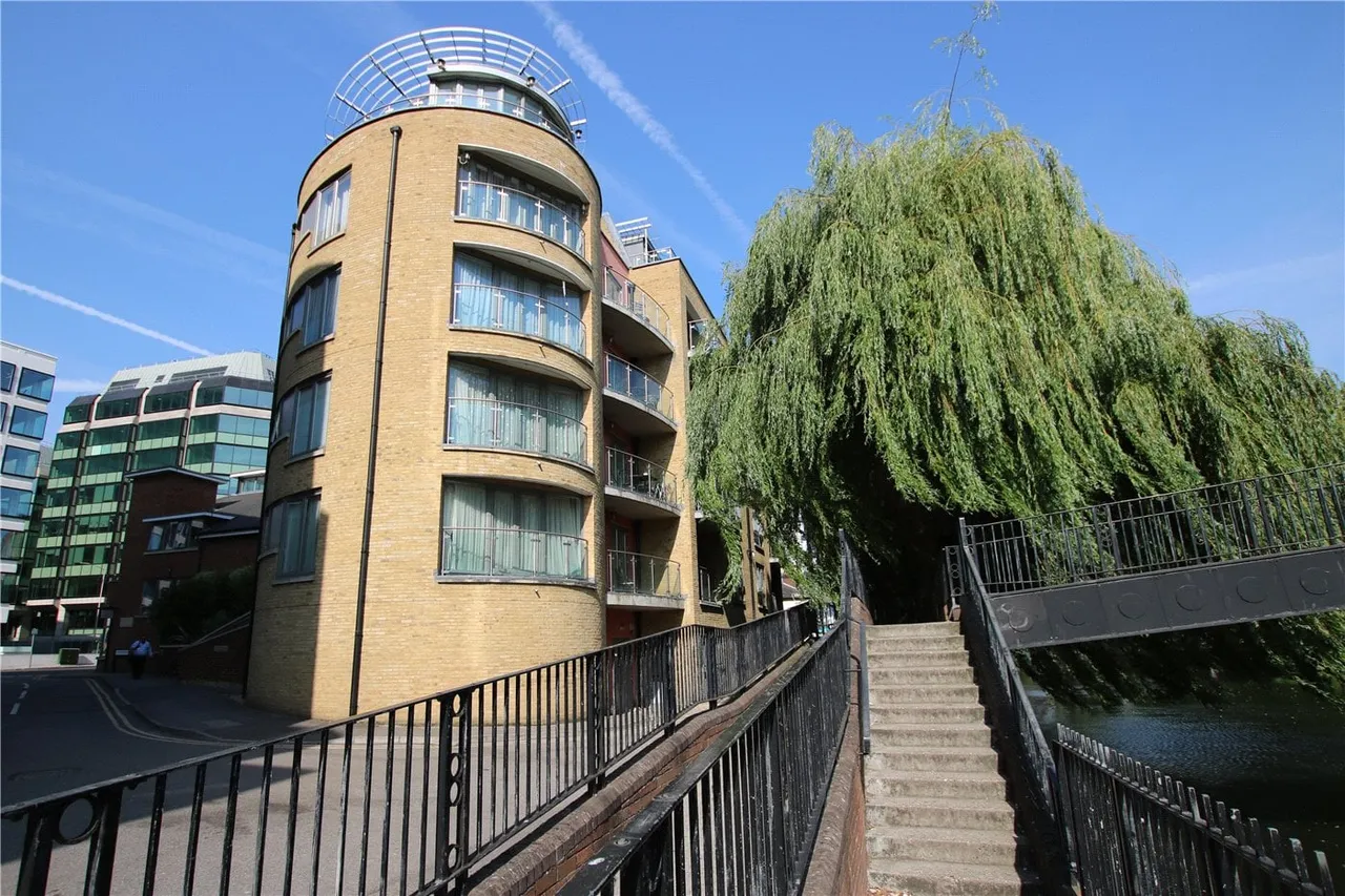 3 bed flat to rent — Crane Wharf, Reading, Berkshire, RG1