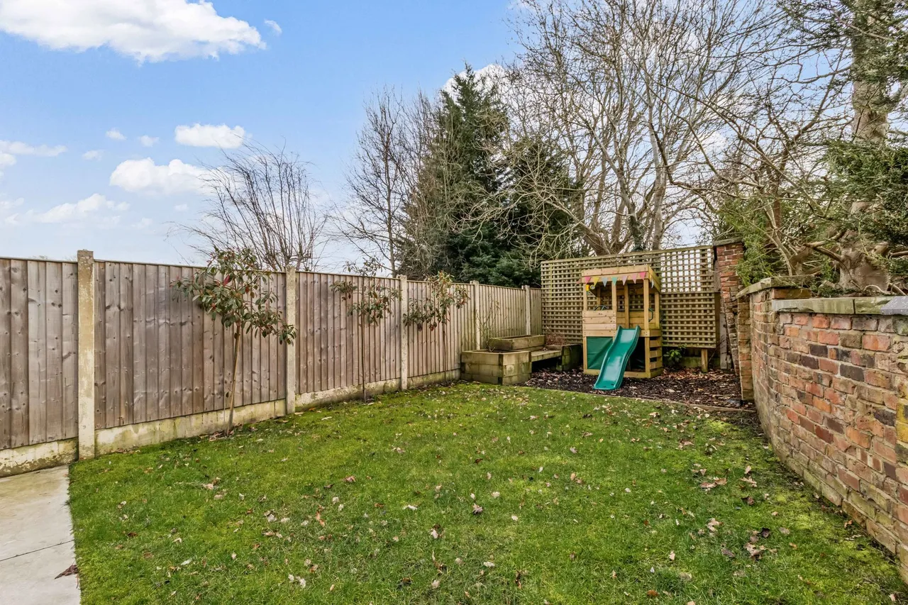 Cuerdon Drive, Thelwall, Warrington, Warrington, WA4 3JU, photo 25