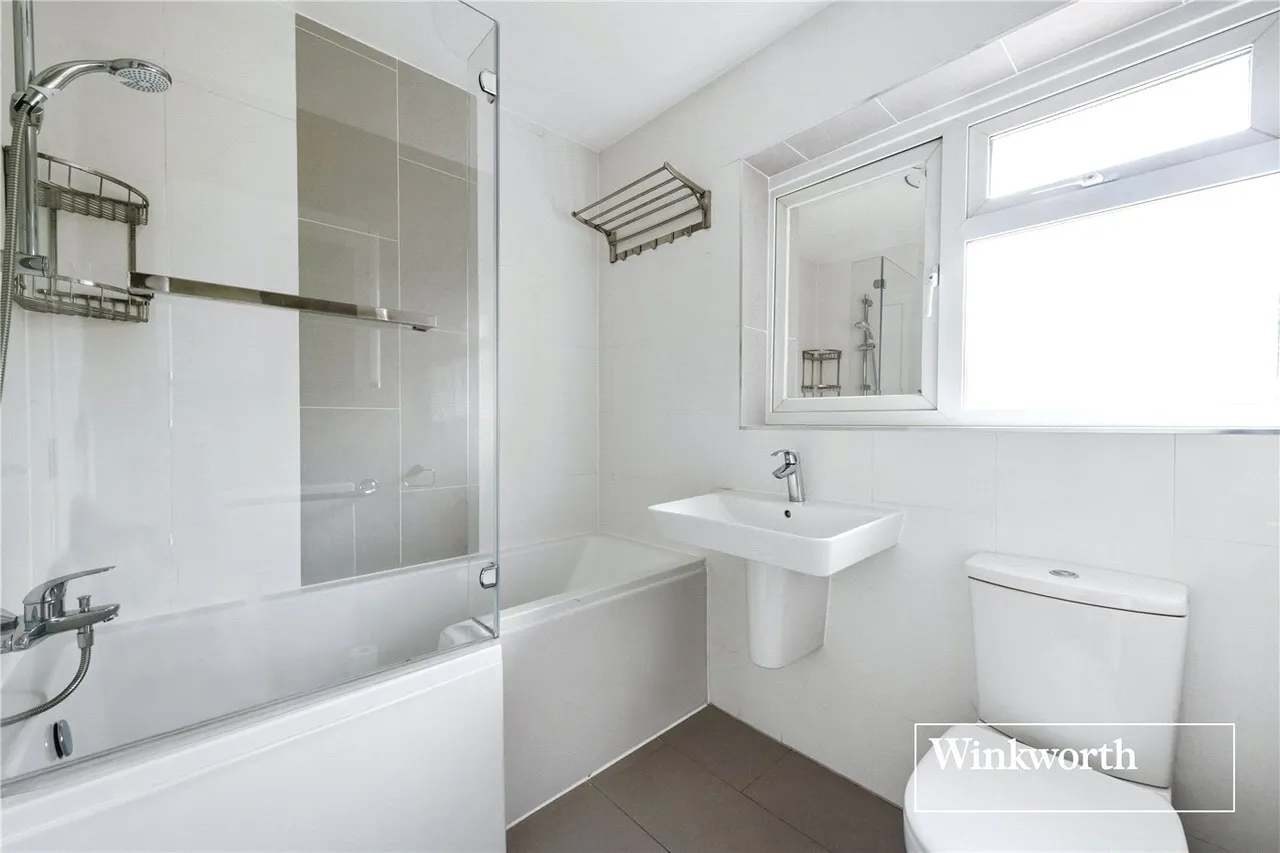 Kingsgate Avenue, Finchley, London, N3, photo 10
