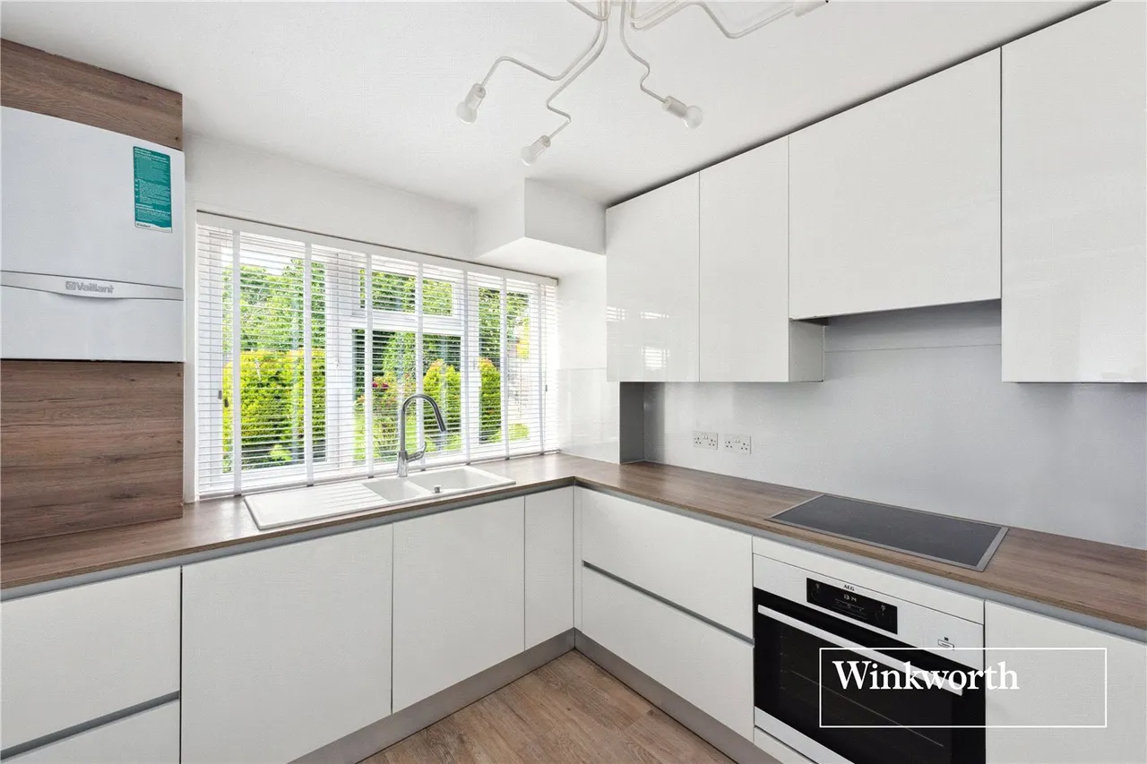 Kingsgate Avenue, Finchley, London, N3, photo 4