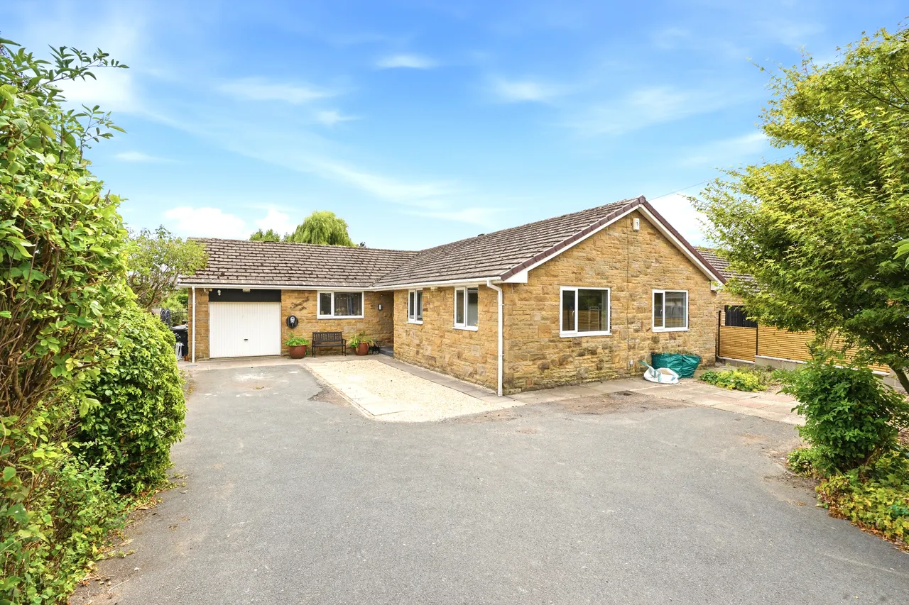 Leeds Road, Kippax, LS25, photo 26