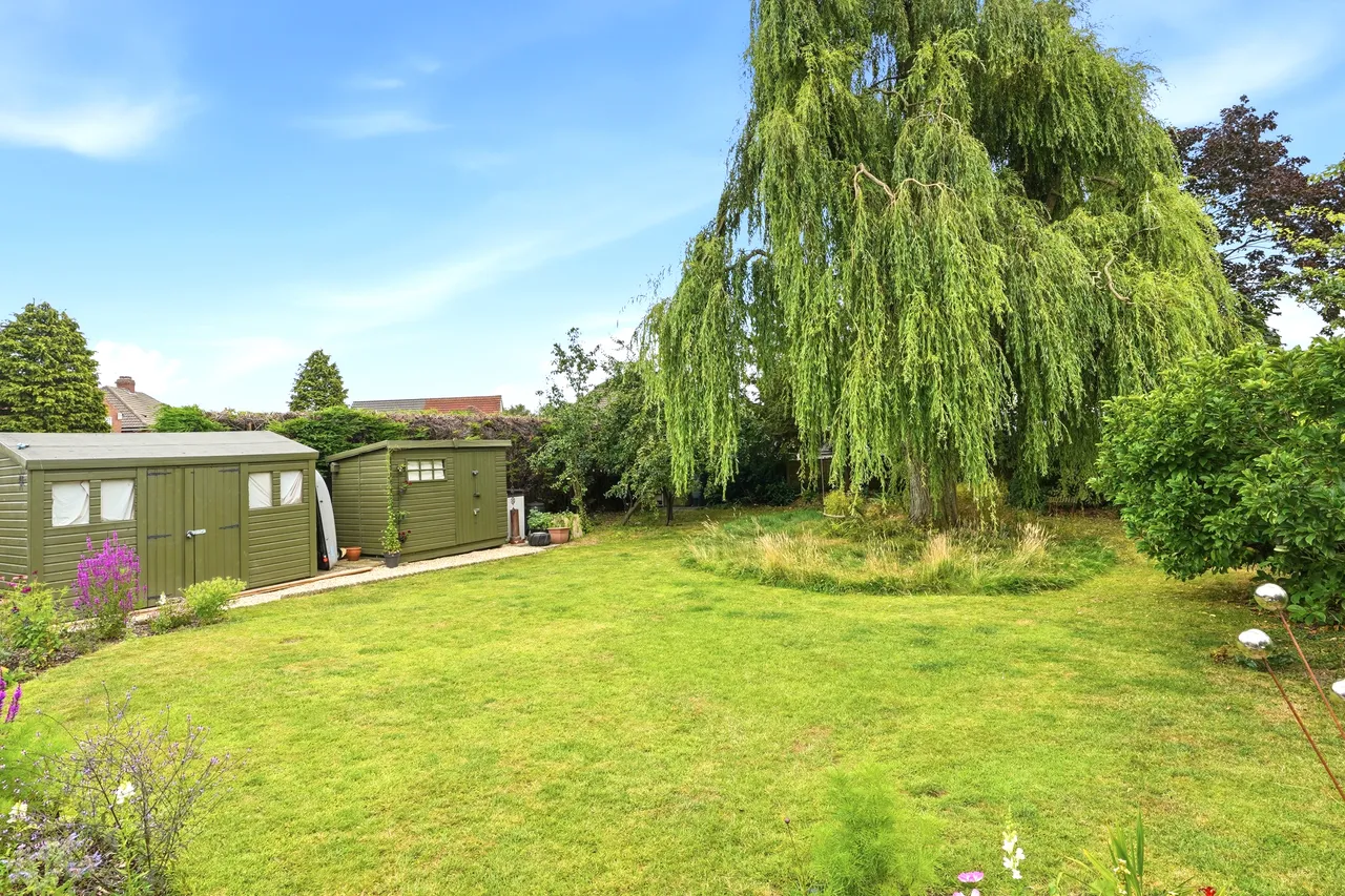 Leeds Road, Kippax, LS25, photo 32
