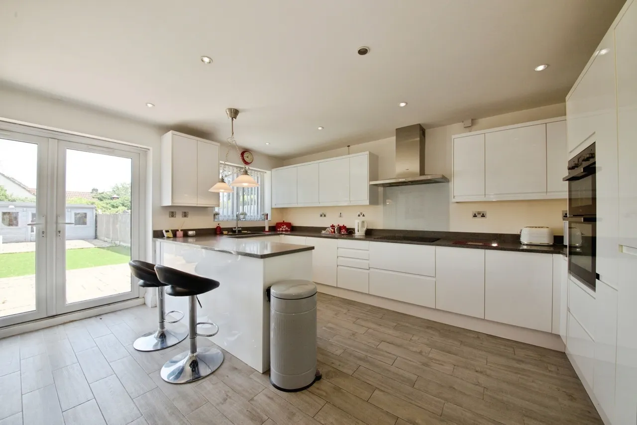 Stanford Close, Romford, RM7, photo 2