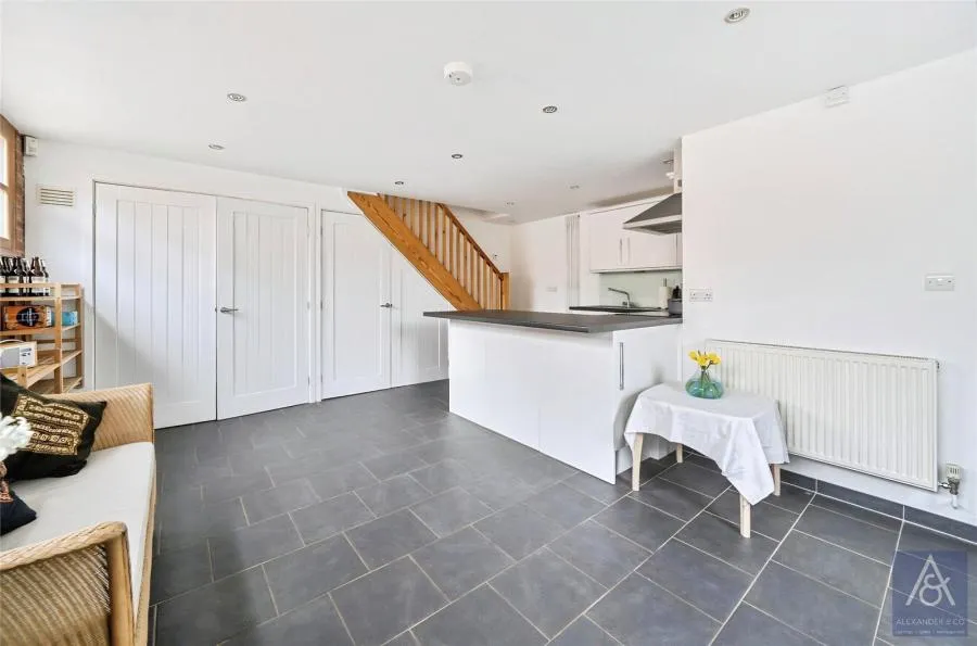 Stable Close, Finmere, MK18, photo 11