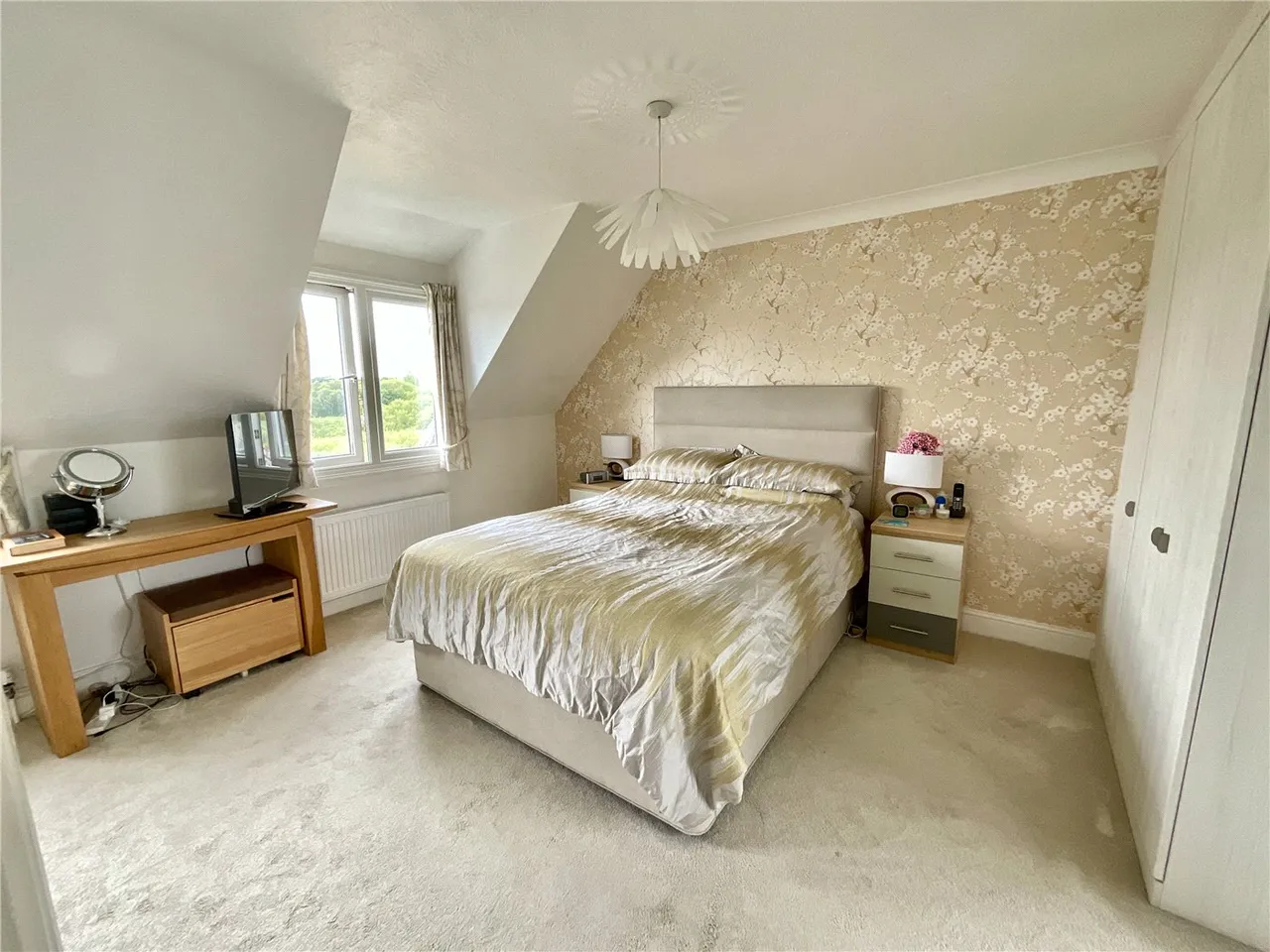 The Meridians, Christchurch, Dorset, BH23, photo 8