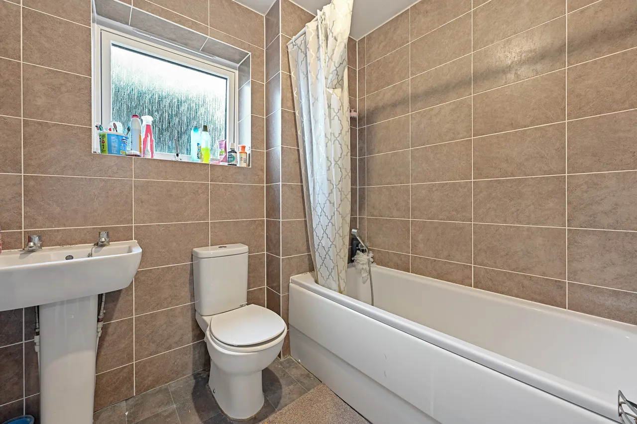 Hurrell Drive, Harrow, HA2, photo 9