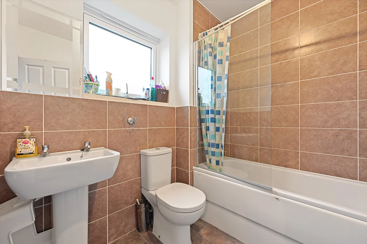 Hurrell Drive, Harrow, HA2, photo 4