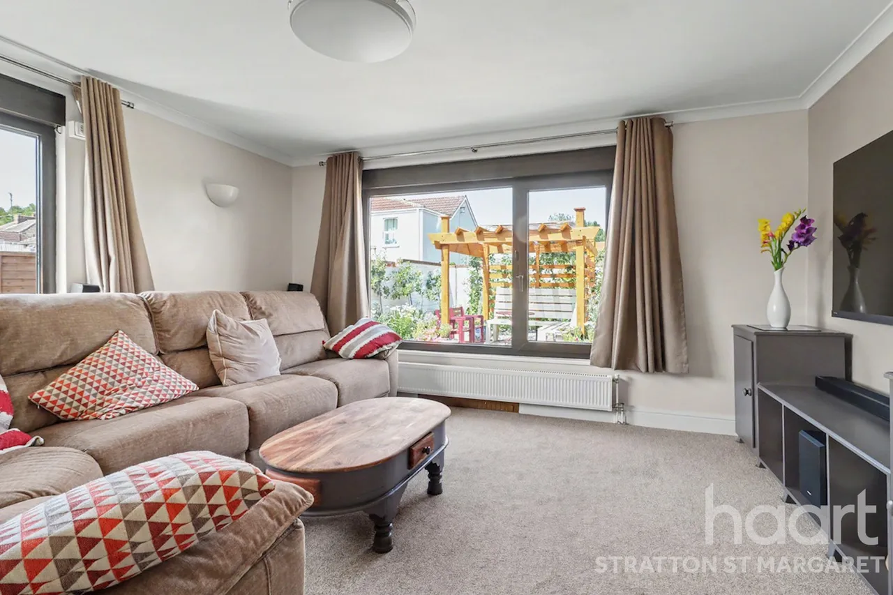 Stratton Orchard, Swindon, SN3, photo 4