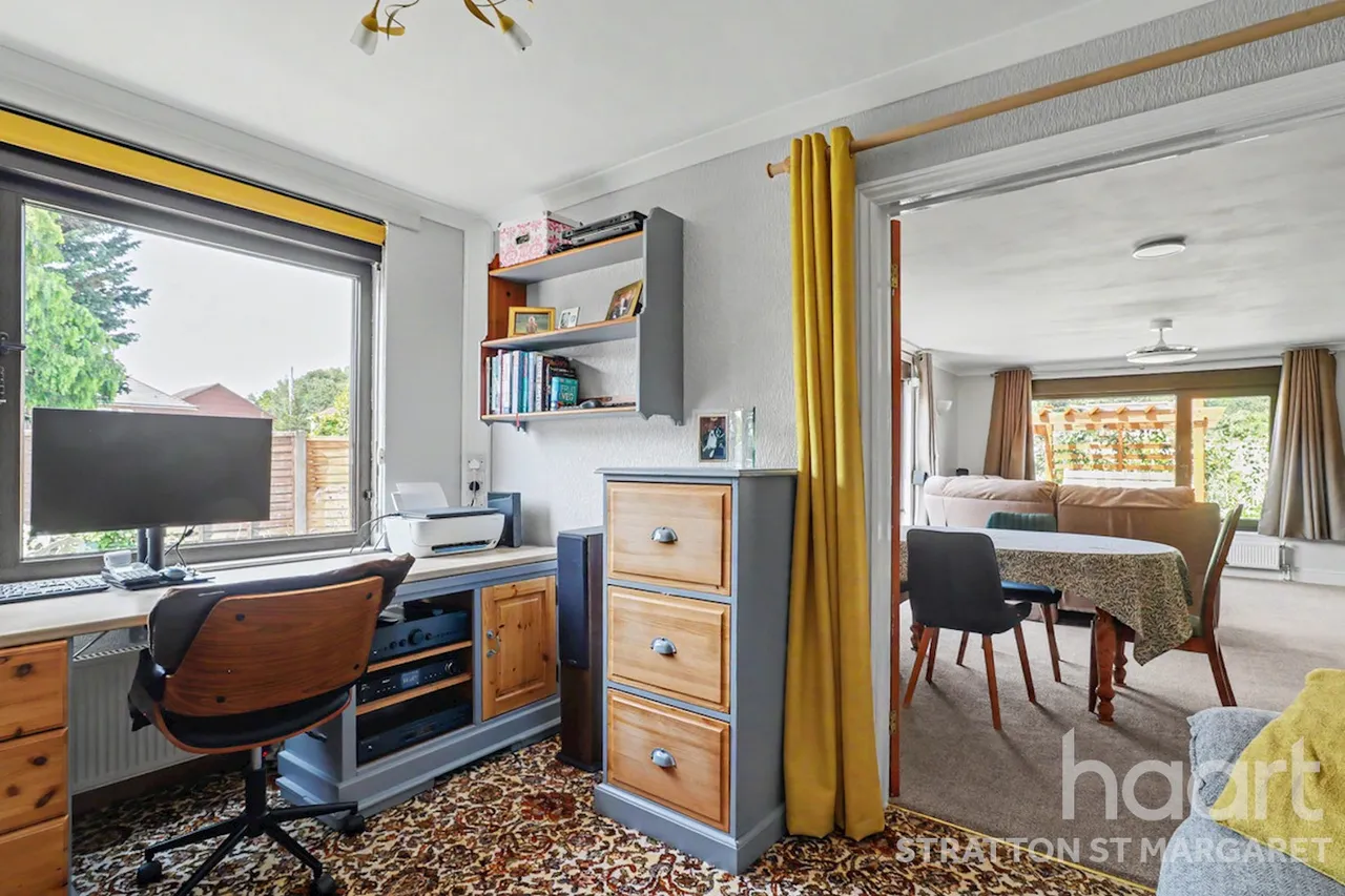 Stratton Orchard, Swindon, SN3, photo 12