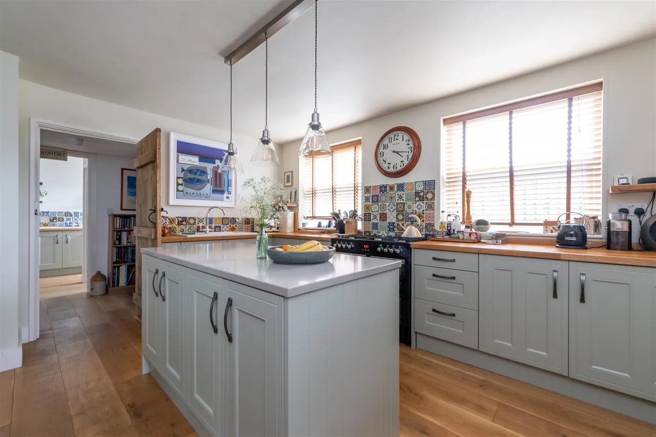 Glue Hill, Sturminster Newton, Dorset DT10 2DJ, photo 28