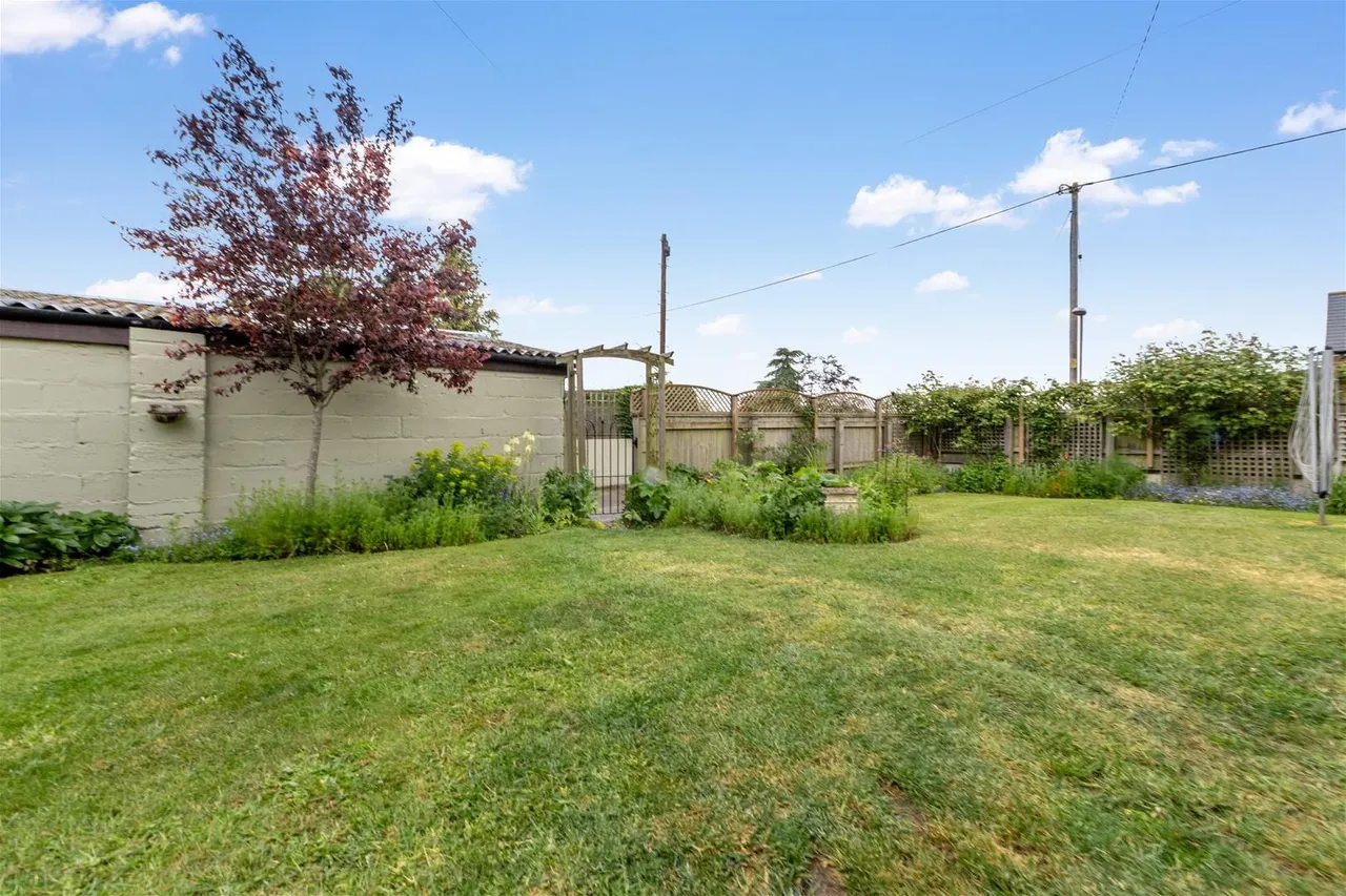 Glue Hill, Sturminster Newton, Dorset DT10 2DJ, photo 36