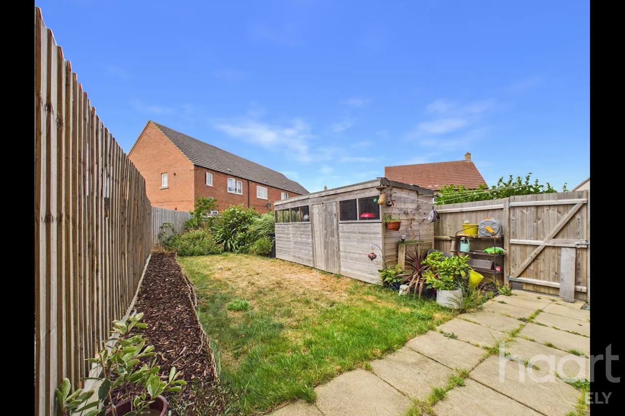 Highfield Drive, Littleport, CB6, photo 3