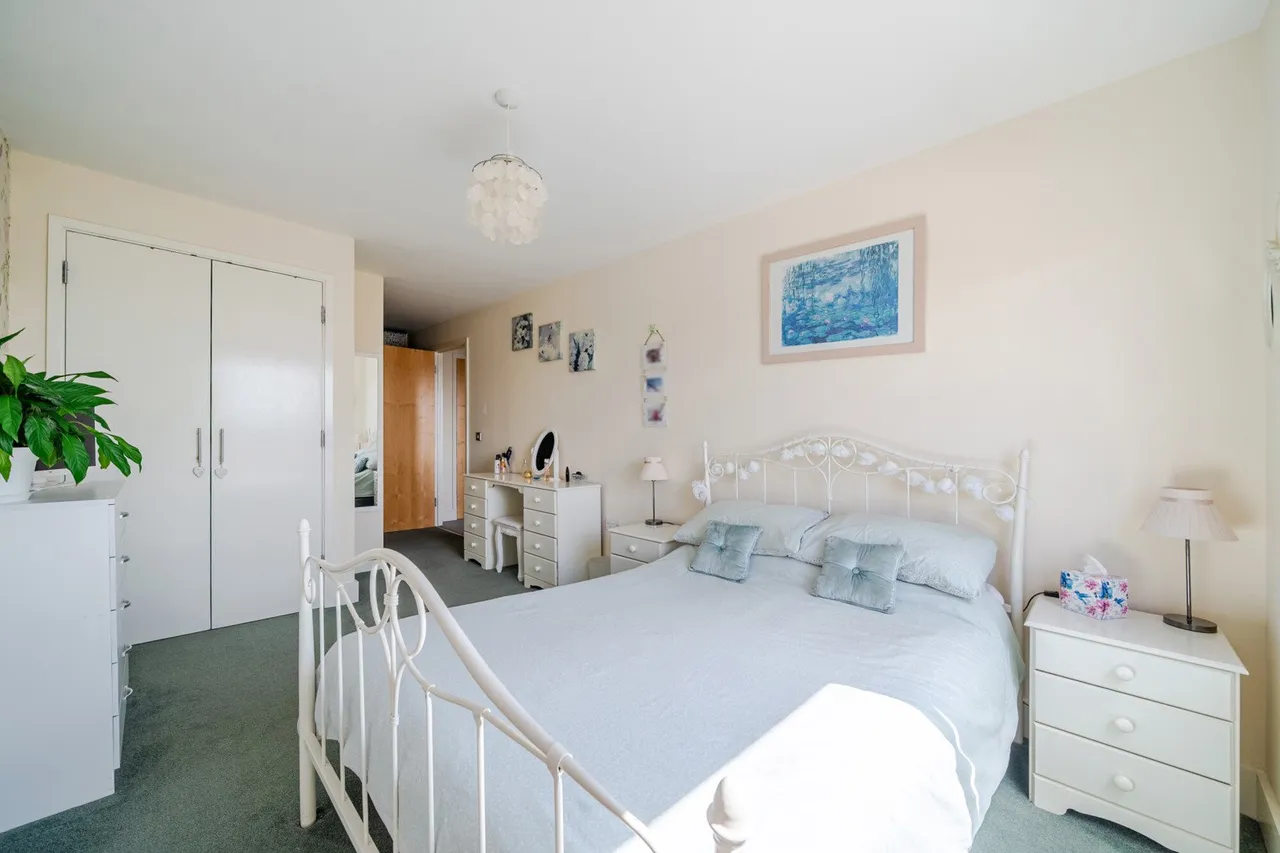 Homesdale Road, BR2, photo 12