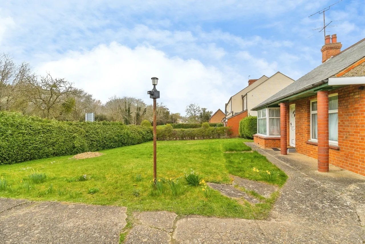 London Road, Loughton, Milton Keynes, Buckinghamshire, MK5, photo 16