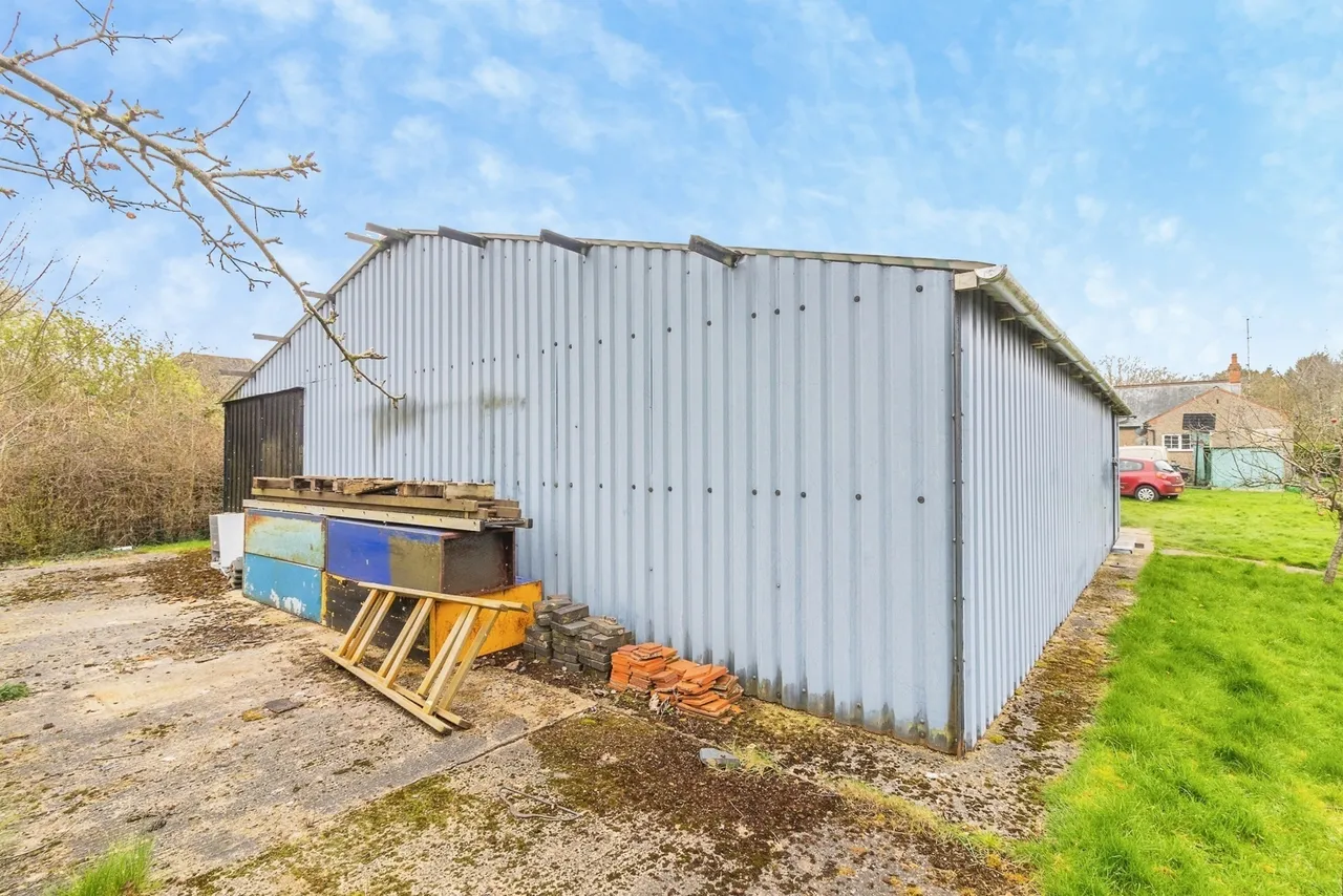 London Road, Loughton, Milton Keynes, Buckinghamshire, MK5, photo 15