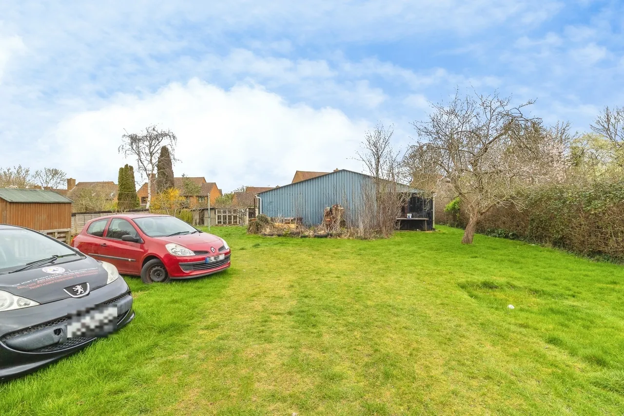 London Road, Loughton, Milton Keynes, Buckinghamshire, MK5, photo 21