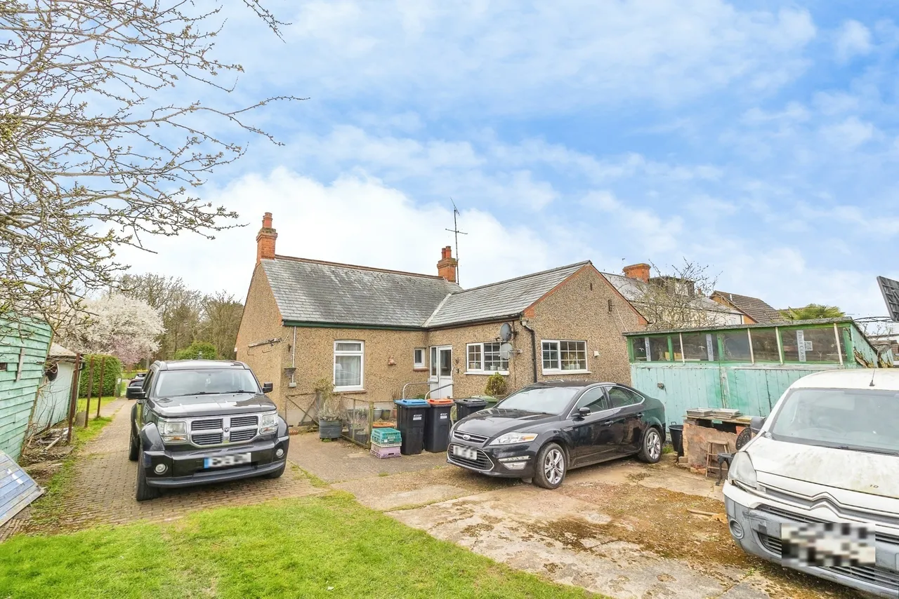 London Road, Loughton, Milton Keynes, Buckinghamshire, MK5, photo 10