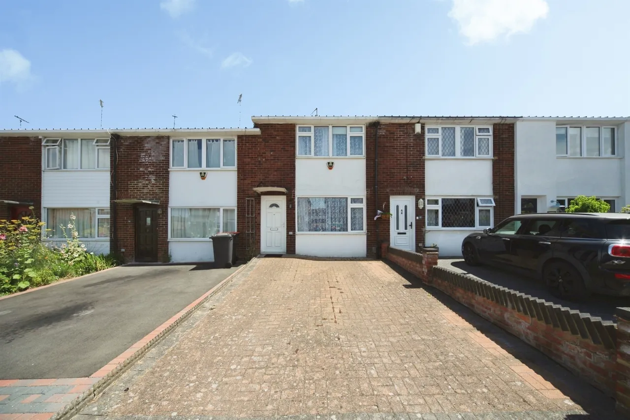 3 bed house for sale, Linden Road, Dunstable, LU5