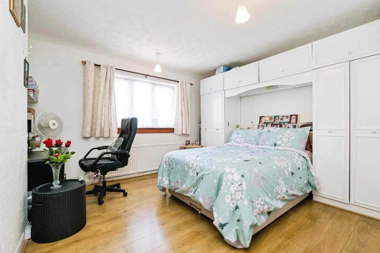 Cranbrook Road, Ilford, IG2, photo 12