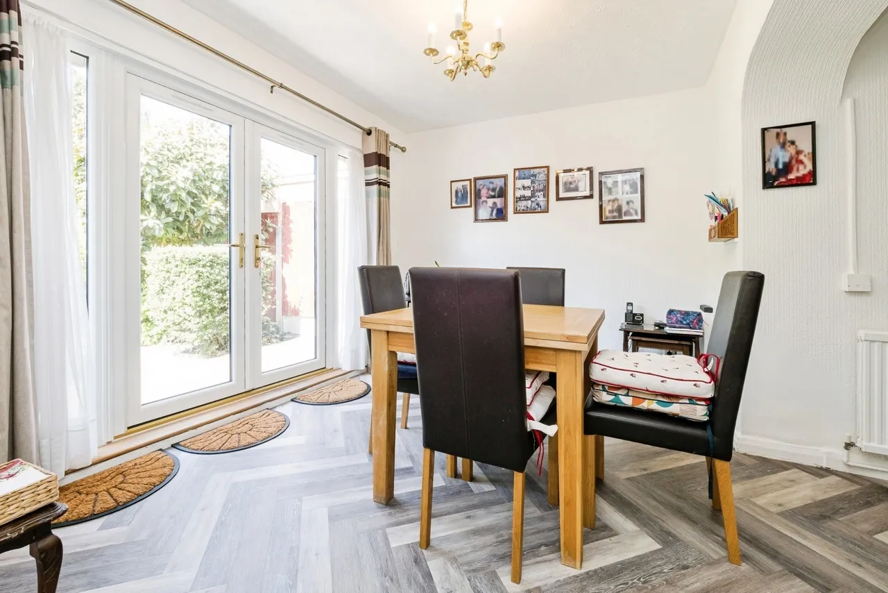 Cranbrook Road, Ilford, IG2, photo 6
