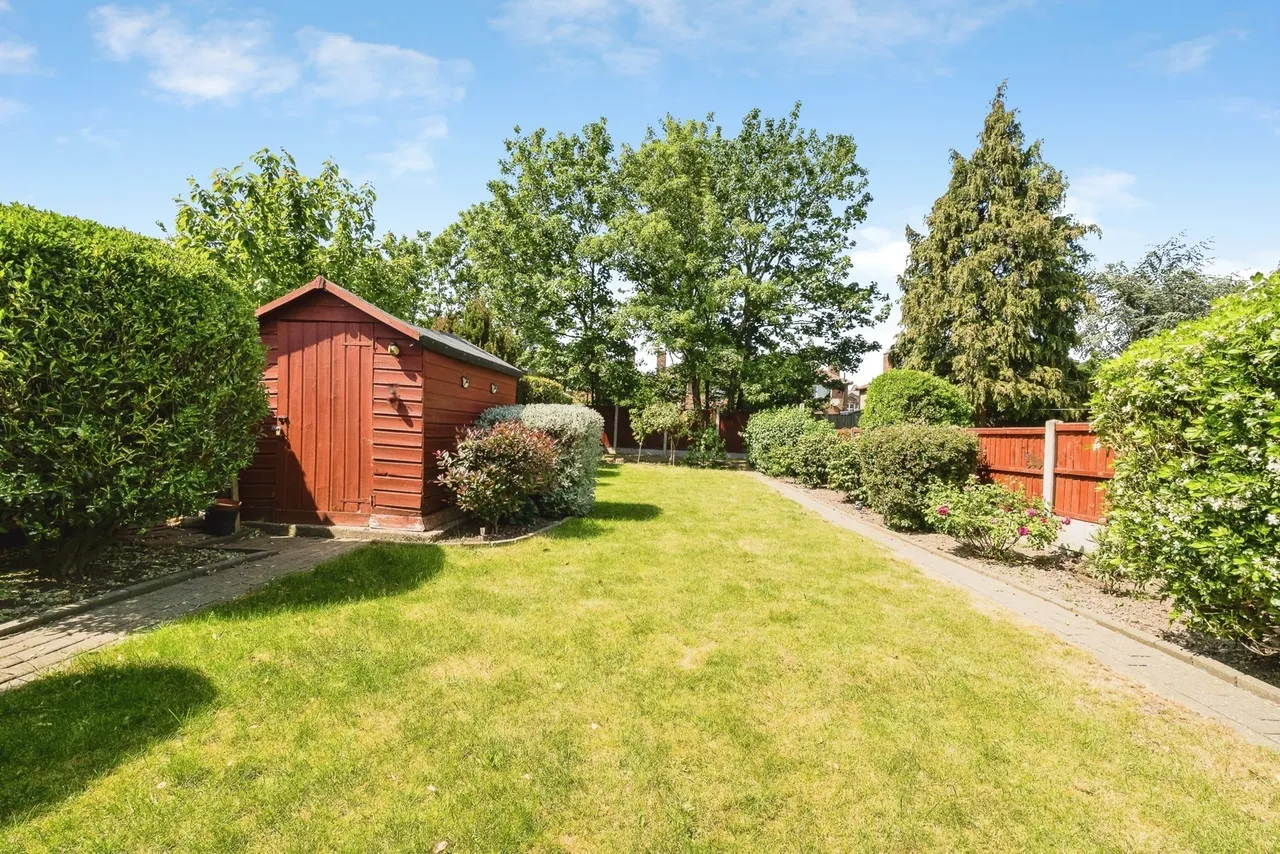 Cranbrook Road, Ilford, IG2, photo 17