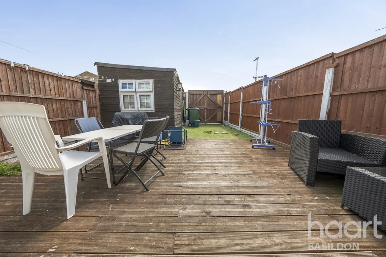 Chatfield Way, Basildon, SS13, photo 11