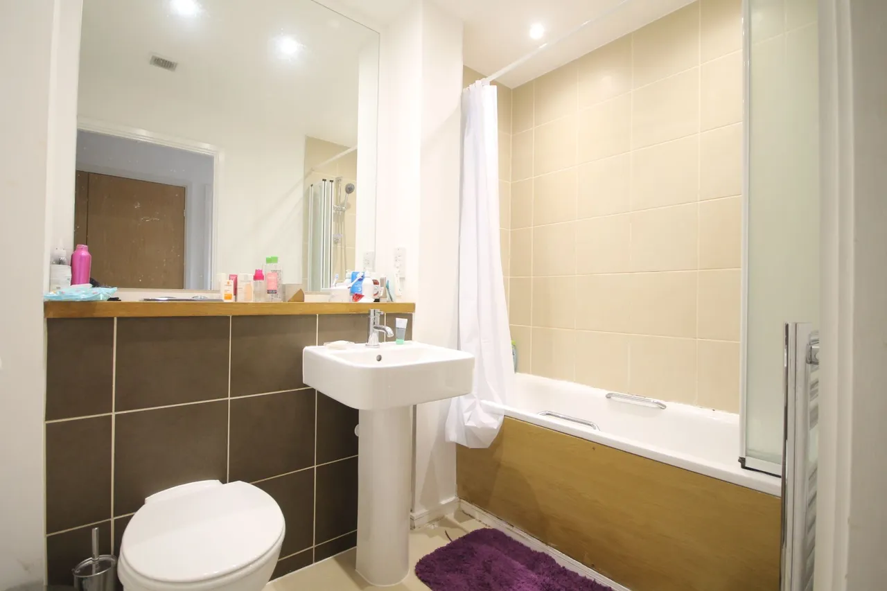 London Road, Isleworth, TW7, photo 5