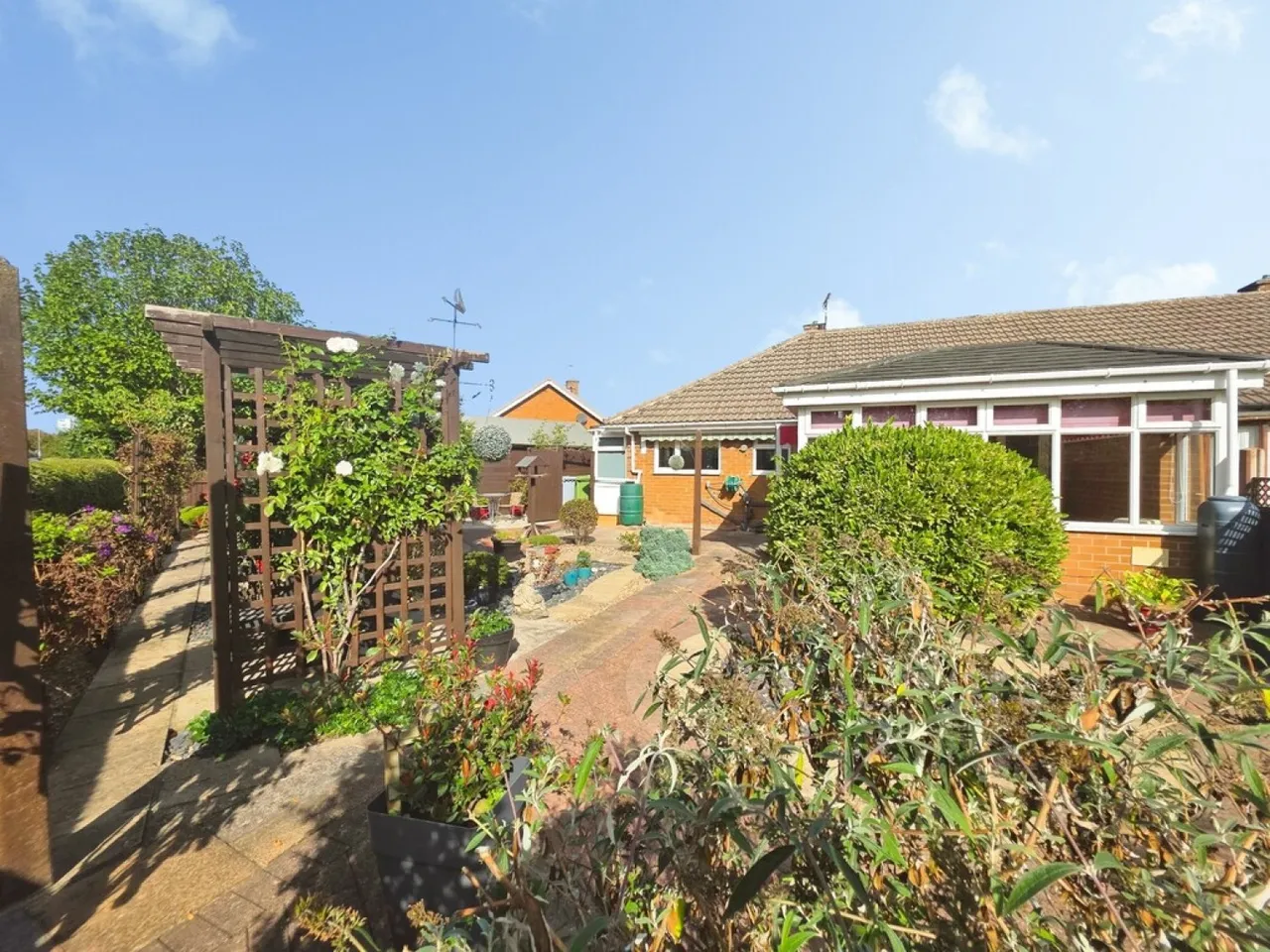 Shelley Close, Newark, NG24, photo 13
