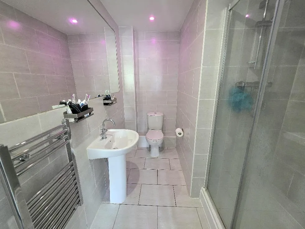 Griffin Farm Drive, Heald Green, photo 6