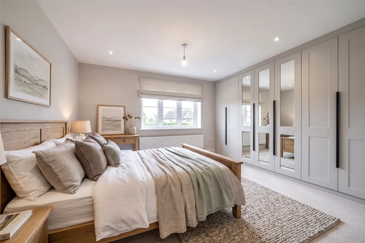 Westfield Road, Long Crendon, HP18, photo 8