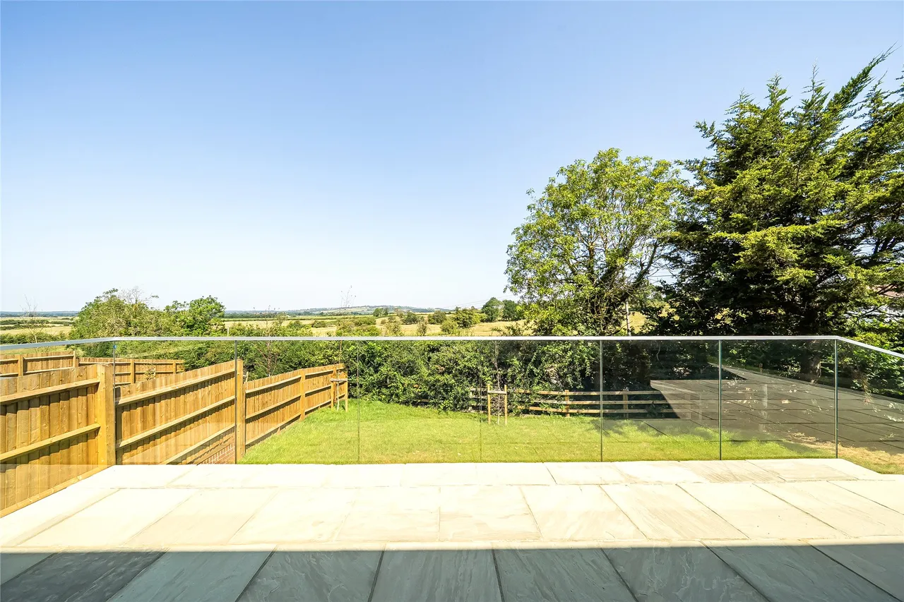 Westfield Road, Long Crendon, HP18, photo 15