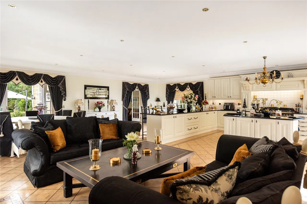 Chapel Road, Weldon, NN17, photo 6